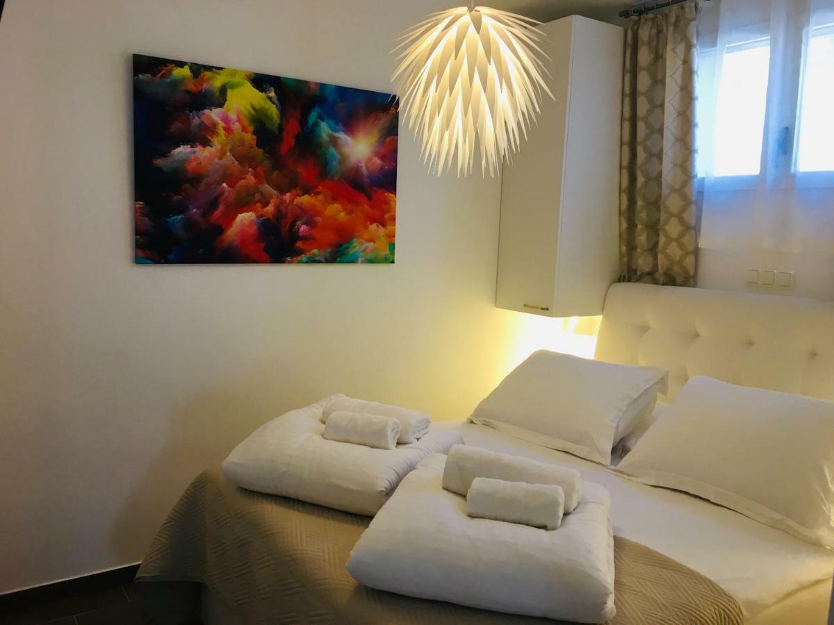 Holiday Hvar Vrbanj 외부 사진