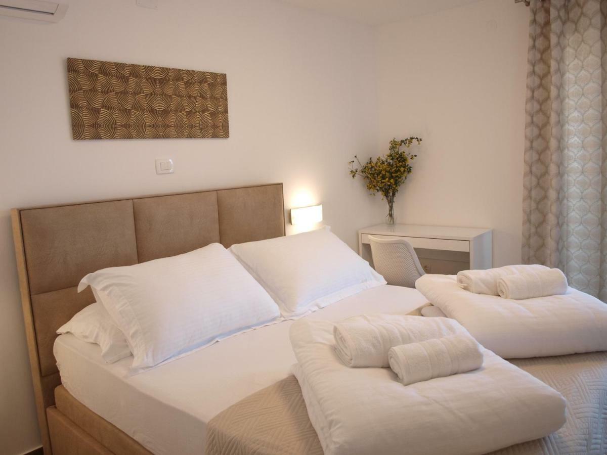 Holiday Hvar Vrbanj 외부 사진